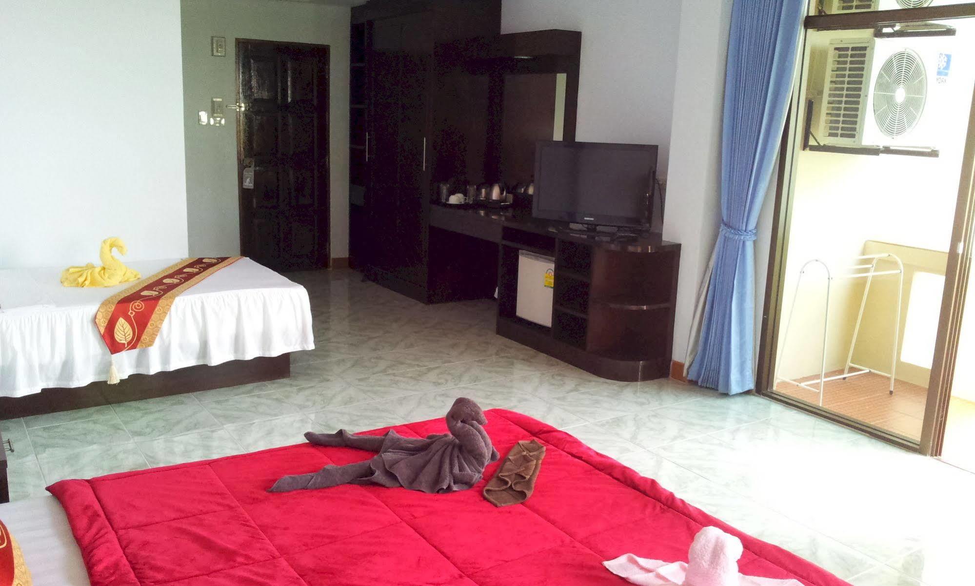 Feng Shui House Ξενοδοχείο Patong Εξωτερικό φωτογραφία
